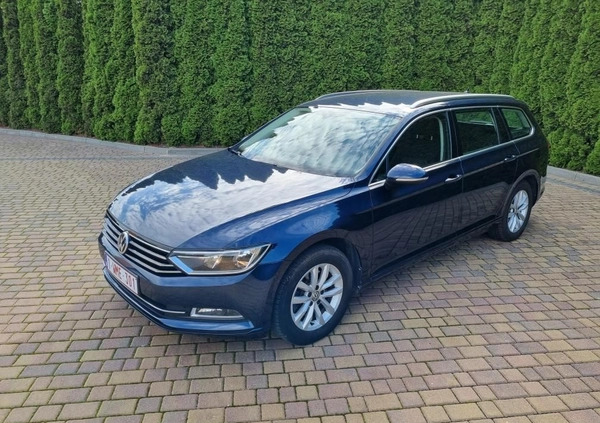 Volkswagen Passat cena 49900 przebieg: 189500, rok produkcji 2016 z Aleksandrów Kujawski małe 529